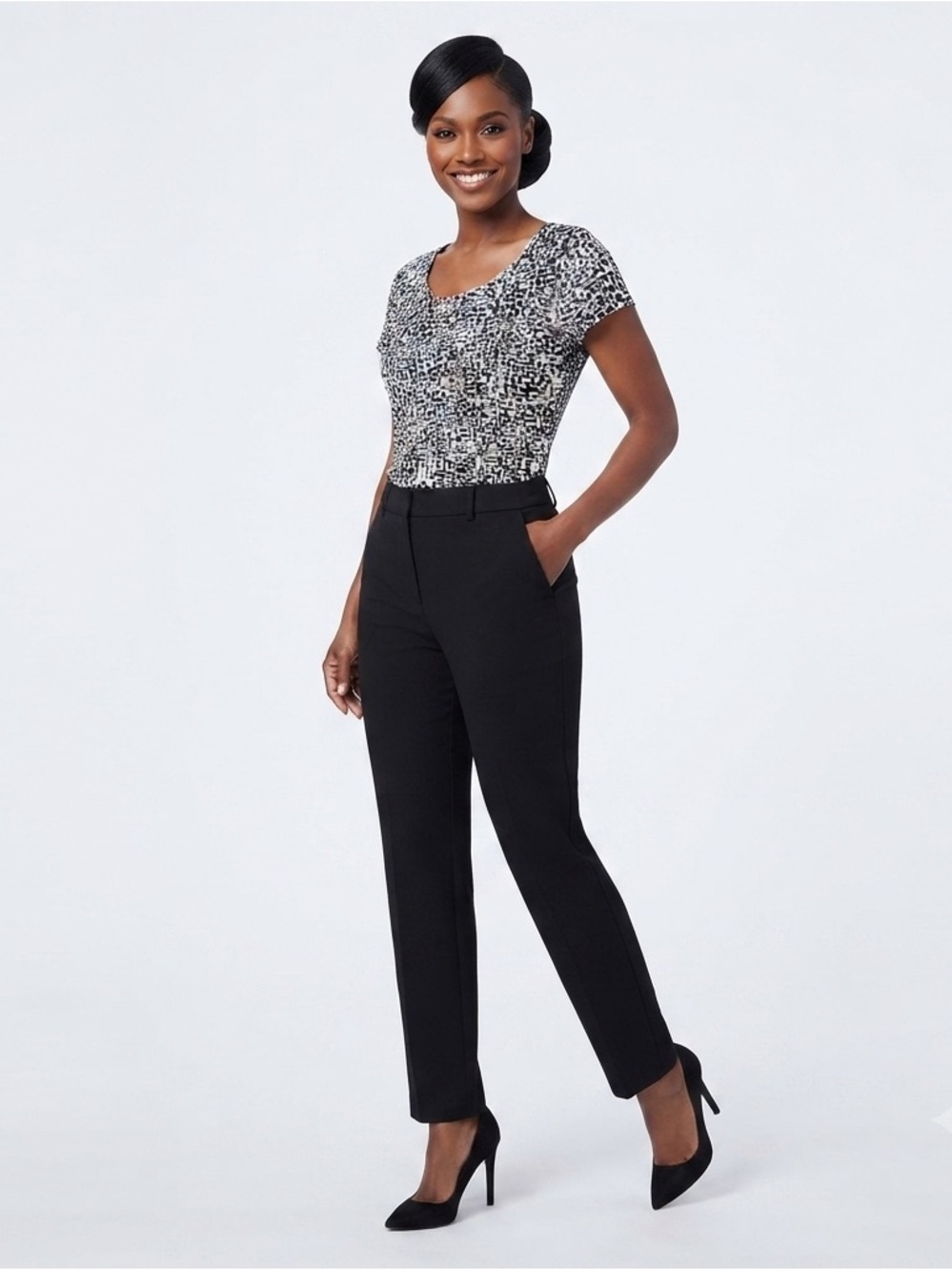Elementz Black And White Geometric Scoop Neck Top Size Small